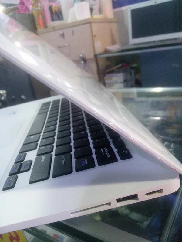 

14 inch 8G RAM 128G SSD Intel Quad core free Windows7 win 7 8 10 licensed HDMI WIFI mini Laptop with large Battery long time use