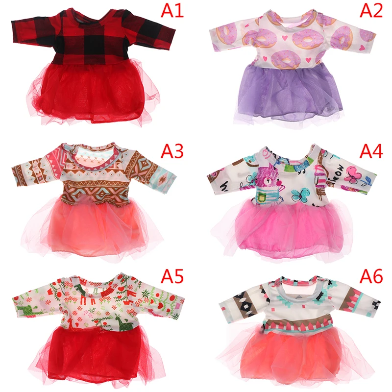 ropa de muñecas con calcetines