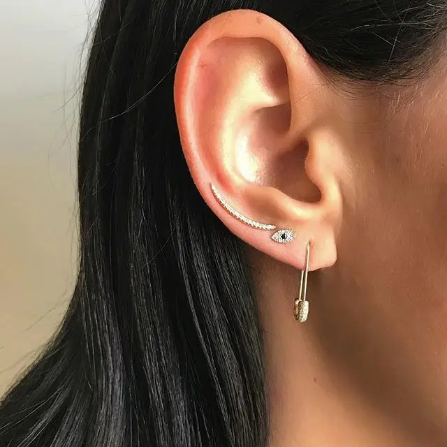 

2019 Hot Selling New PUNK Rock Brief Style Gold color Small Safety Pin Shape paved cz Stud Earring For Women Men delicate dainty