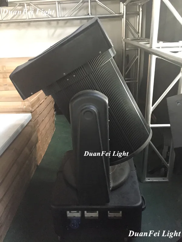 Discolor Moving Head Sky Search Light-1