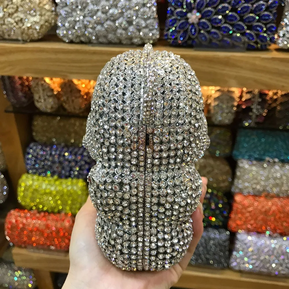 8720688783_948400907