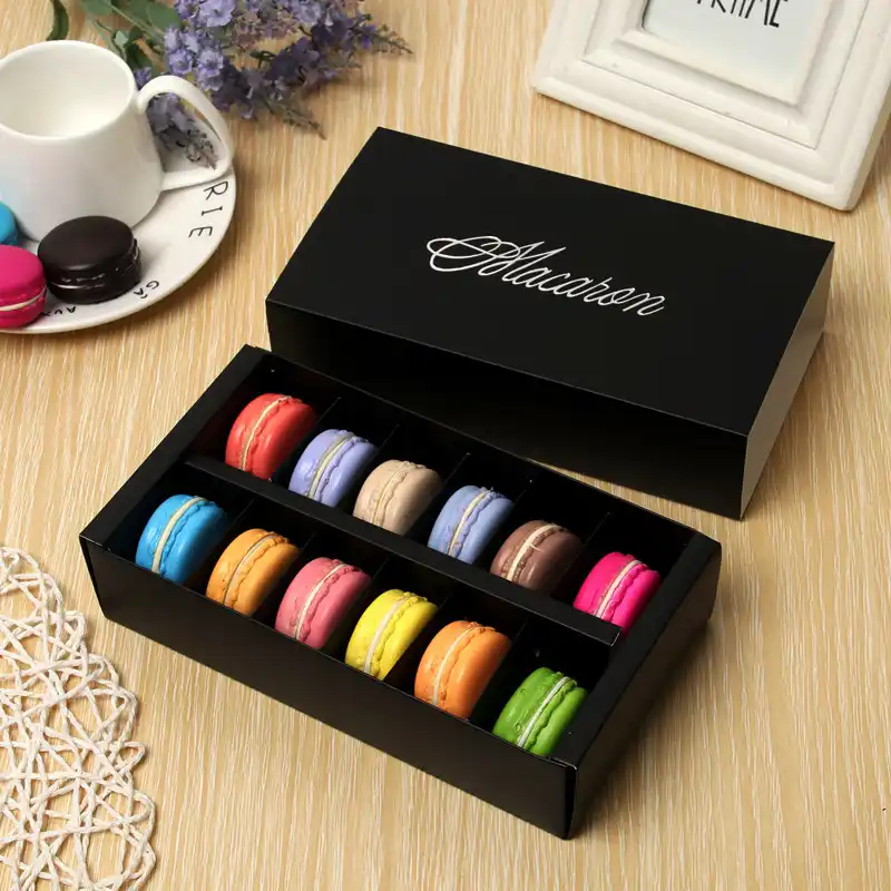 10Pcs White Macaron box with Pink White Black and Green