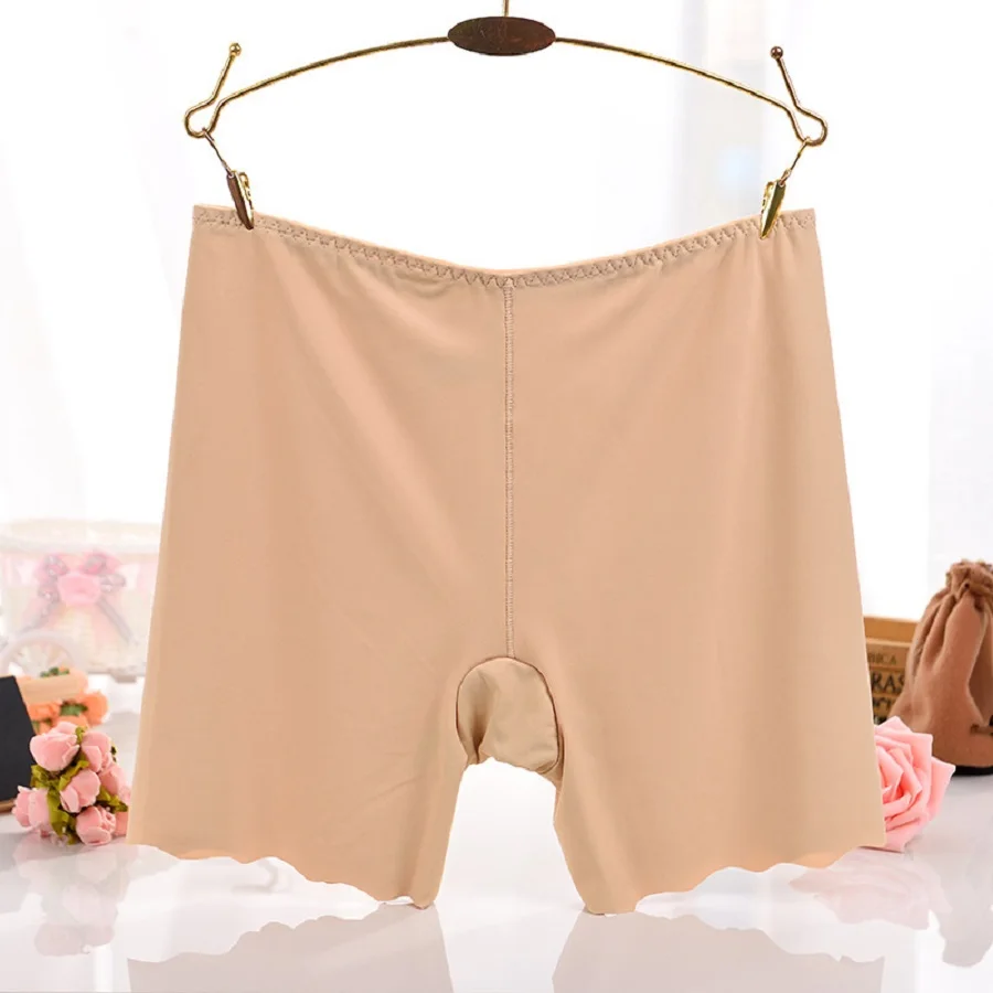 

Safety pants anti-wear Summer ice silk traceless three-thirds pants shorts breathable ultra-thin anti-curling underwear lady