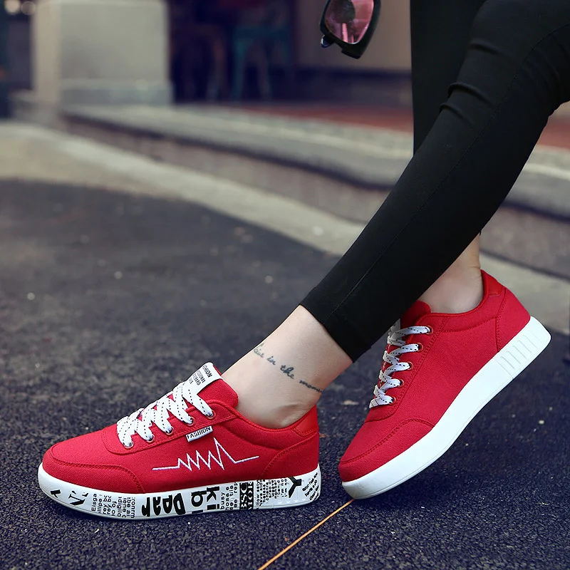 

New Women Winter Fashion Canvas Fur Shoes Denim Vulcanize Shoes Sneaker Casual Breathable Shoes Ladies Graffiti Plush Shoes Flat