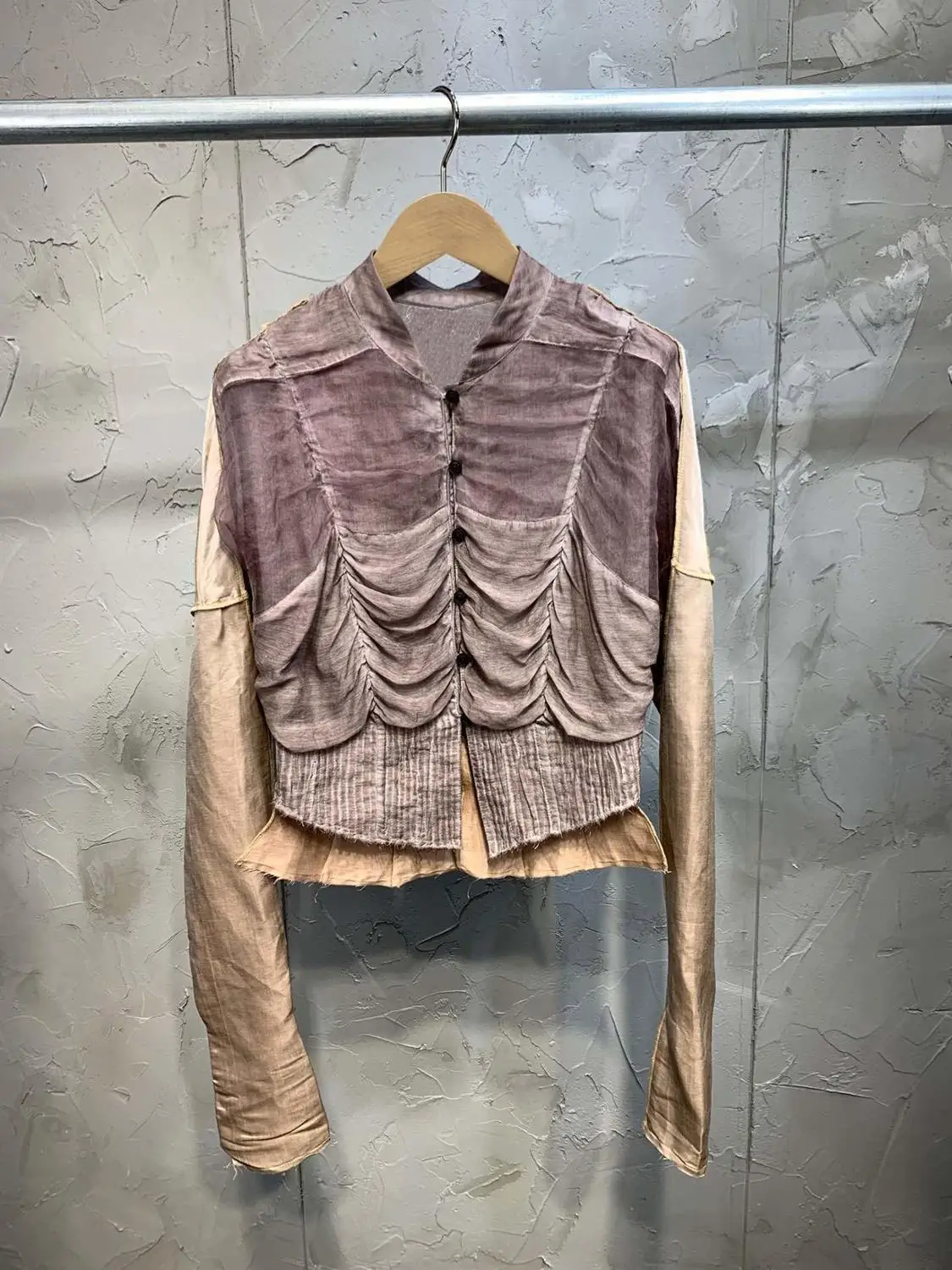 

2019 new ladies high quality fashion long sleeve stand collar short silk jacket 0605
