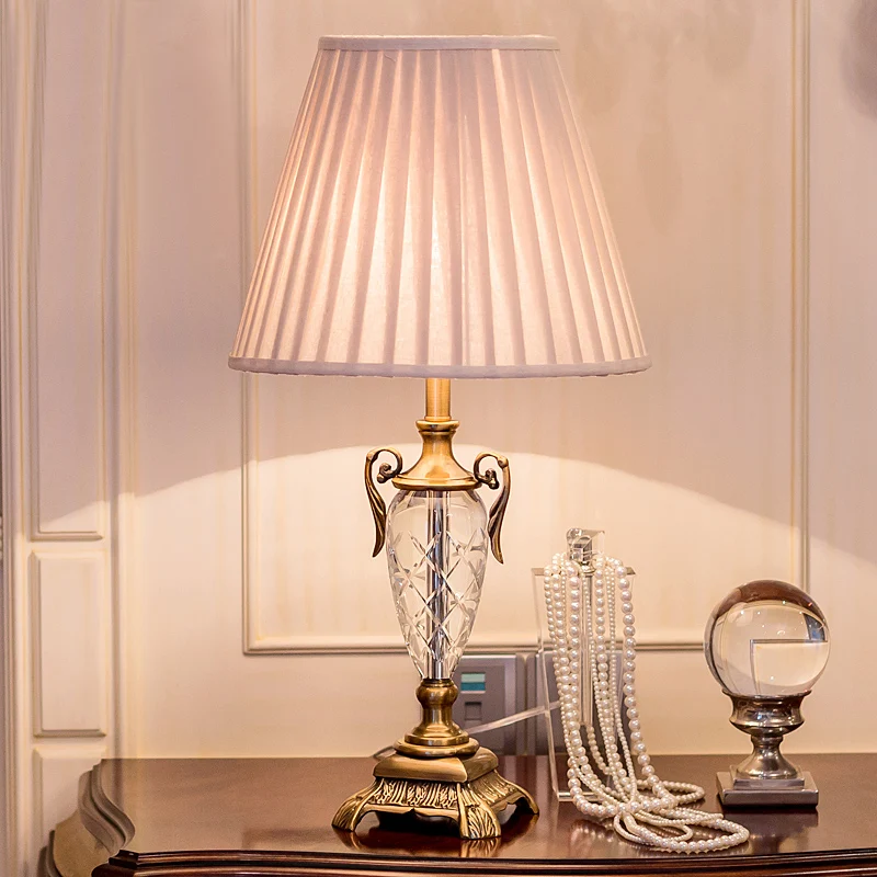 Luxary classic American bedroom table light foyer European crystal table lamp glass tall table light bedside hotel table lamp