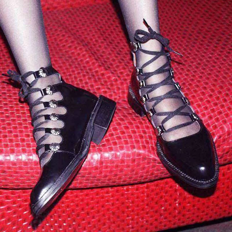 

2019 autumn winter winter new cross strap high boots shorts flat with British retro flat shoes women's shoes and bare boots