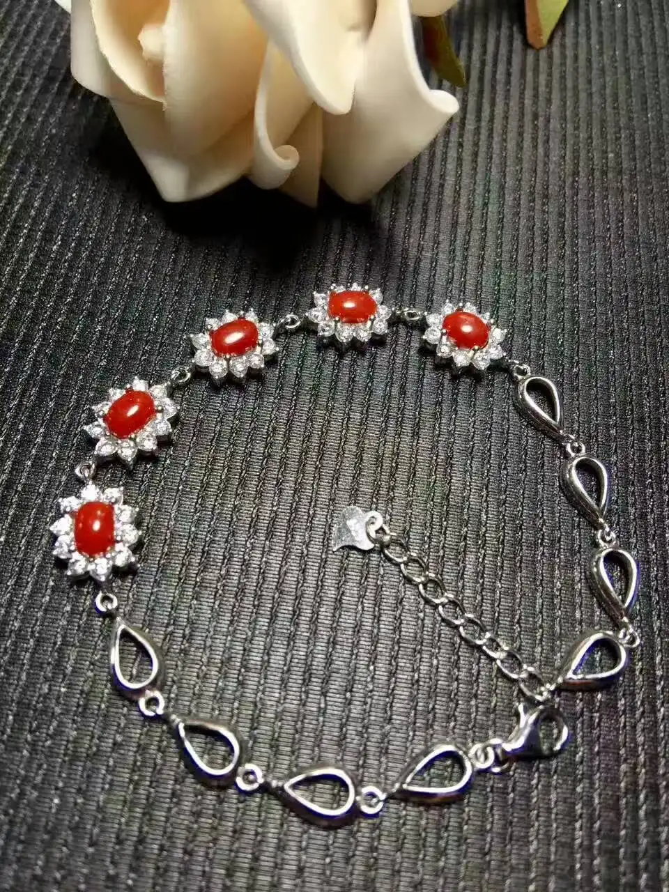  Naturel rouge Bracelet en corail rouge Naturel pierres précieuses Bracelet 925 argent bracelet De M