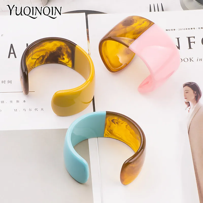 Bangle Bracelet Vintage Resin Cuff Bracelet Bangles for Women Colorful Acrylic Wide Open Bracelet Charms