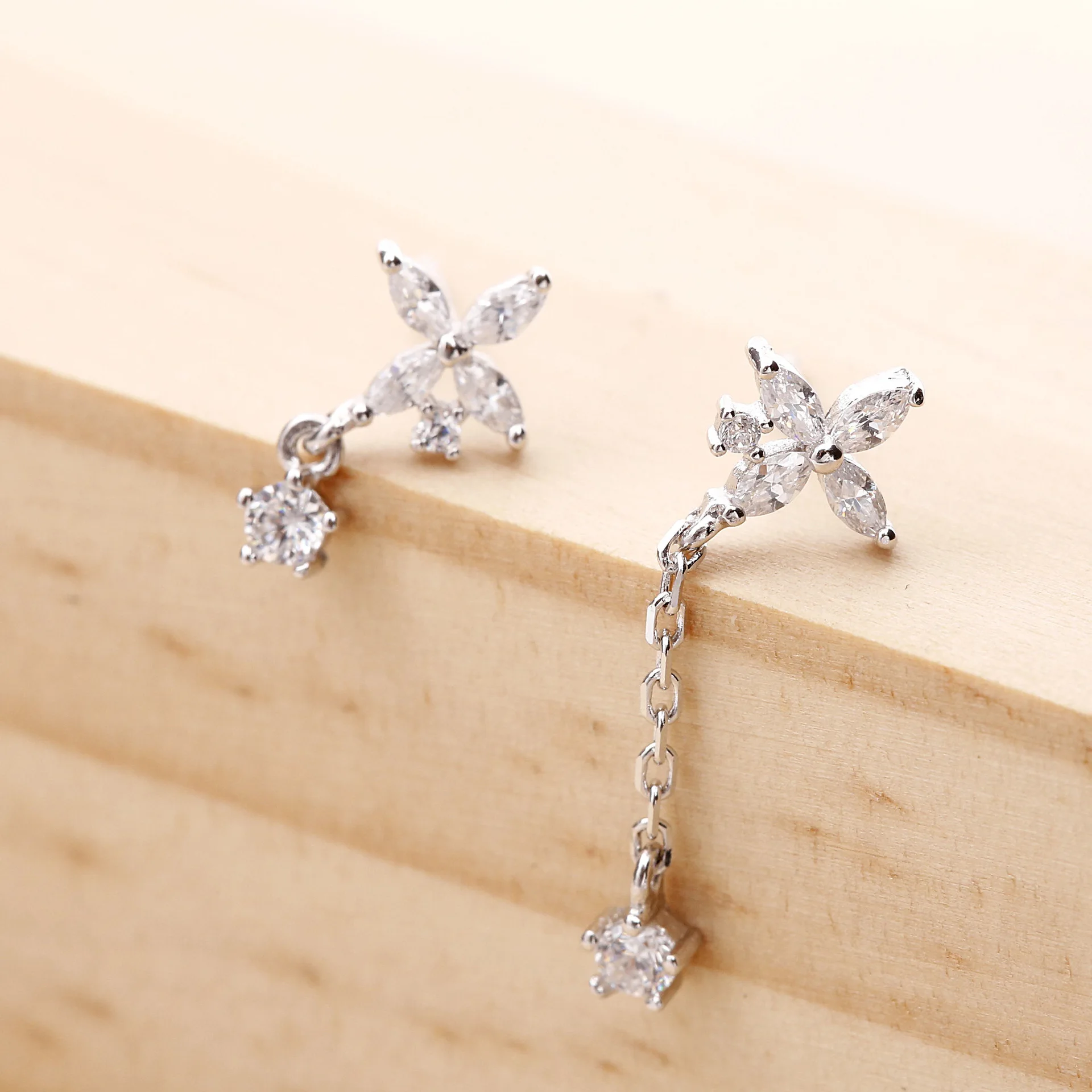 asymmetric bow 100% 925 Sterling silver Jewelry fashion Hypoallergenic Stud earrings for women gift
