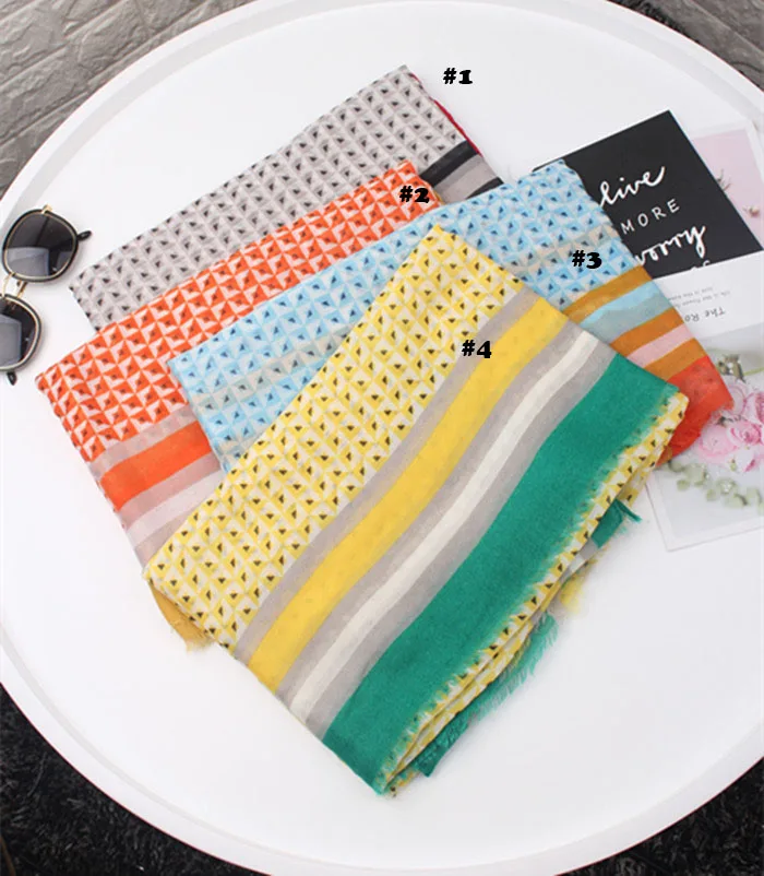 

2019 Newest Women Geometry Pattern Square Scarf Cotton Frayed Scarf 4Colors 10PCS/LOT