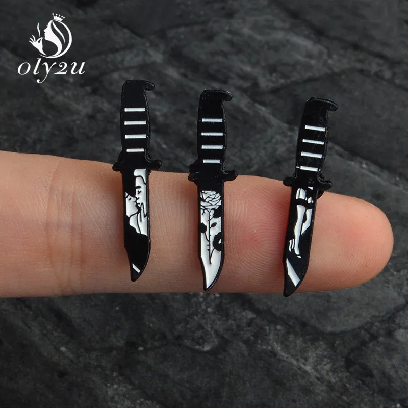 

Oly2u Cool kpop Accessories Vintage Brooch Metal Pin Small Black And White Brooch Lapel Pins and Brooches For Clothes Pin Badge