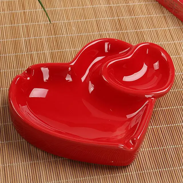 Love Heart Ashtray Personality Heart Shaped Ceramic Ashtray Design Wedding Room Decorations T