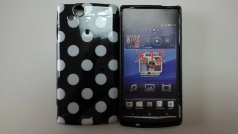 Sony Xperia arc S LT18i Polka Dots Case (2)