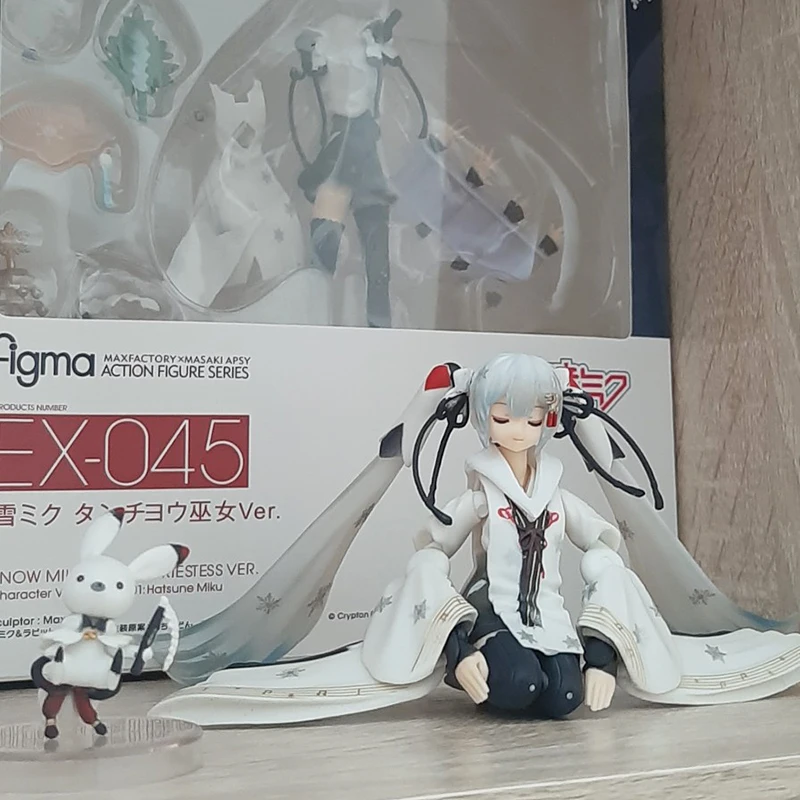 

6inch Figma 045 Figure EX-045 Snow Hatsune Miku Crane Priestess Version Action Figures Toy Doll Gift