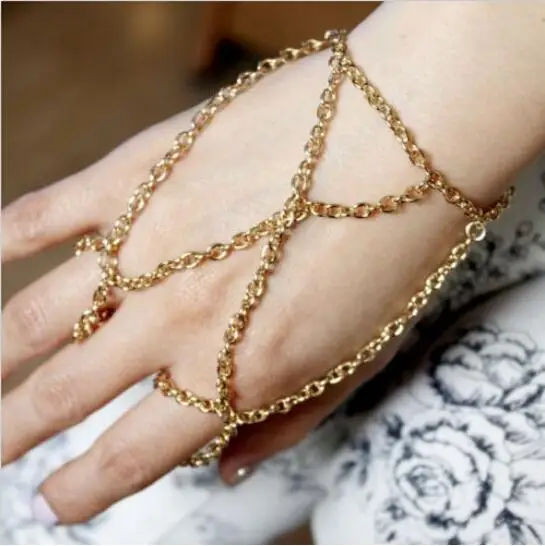Fashion four Bracelet Bangle Slave Chain Link two Fingers Hand Harness