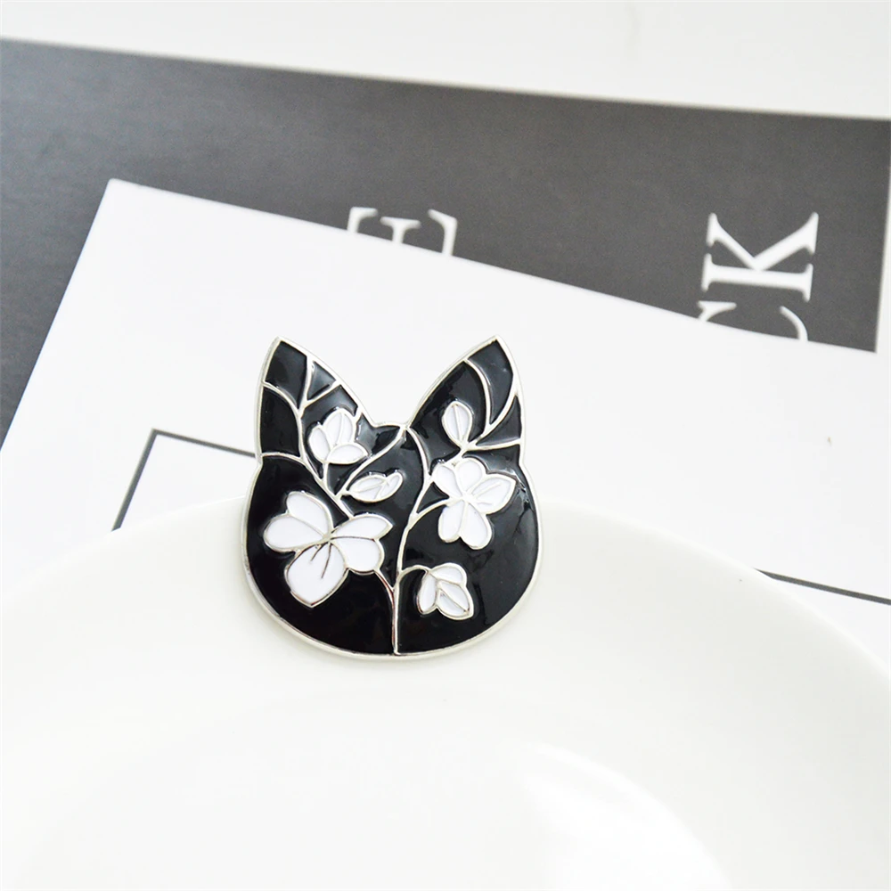 Новая высококачественная черная брошь в виде кота Милая брошь в виде цветка животного для женщин металлическая брошь для свадебных ювелирных изделий Аксессуары для одежды
