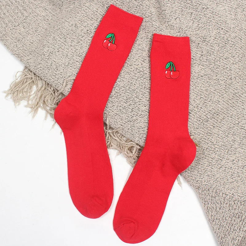 

2018 Hot Sale New Fashion Women Girls Autumn winter cotton Comfortable socks female retro Lovely fruit embroidered long socks
