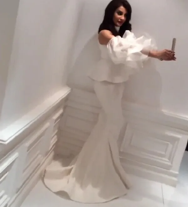

Vintage Court Train Prom Dresses Lace Sweetheart Neckline White Mermaid Evening Dresses 2015 New Arrival