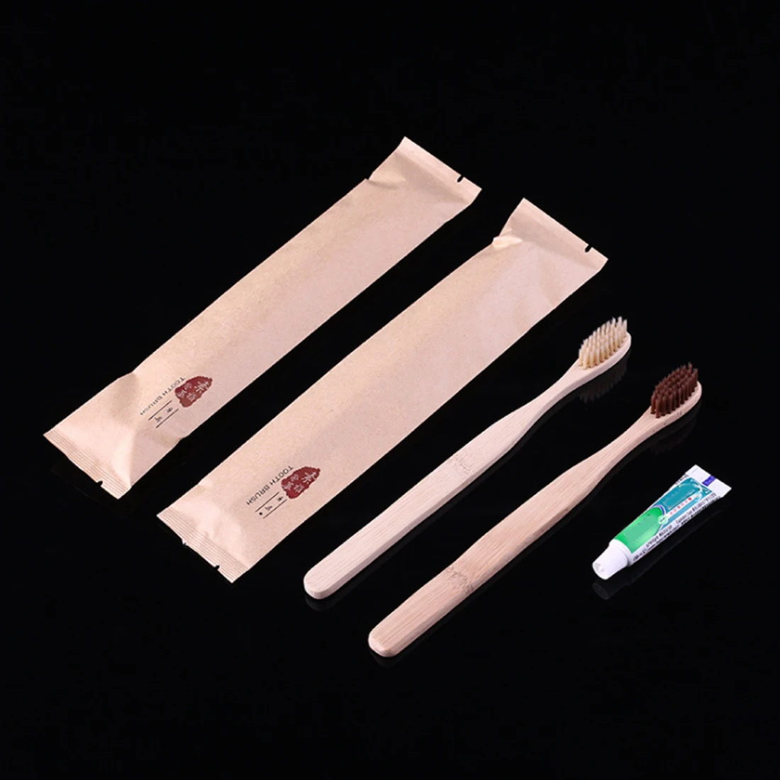 Горячая 1 шт. мягкой щетиной бамбуковой ручкой Зубная щётка с 1 мини-зубная паста для чистки зубов стоматологической Уход за полостью рта