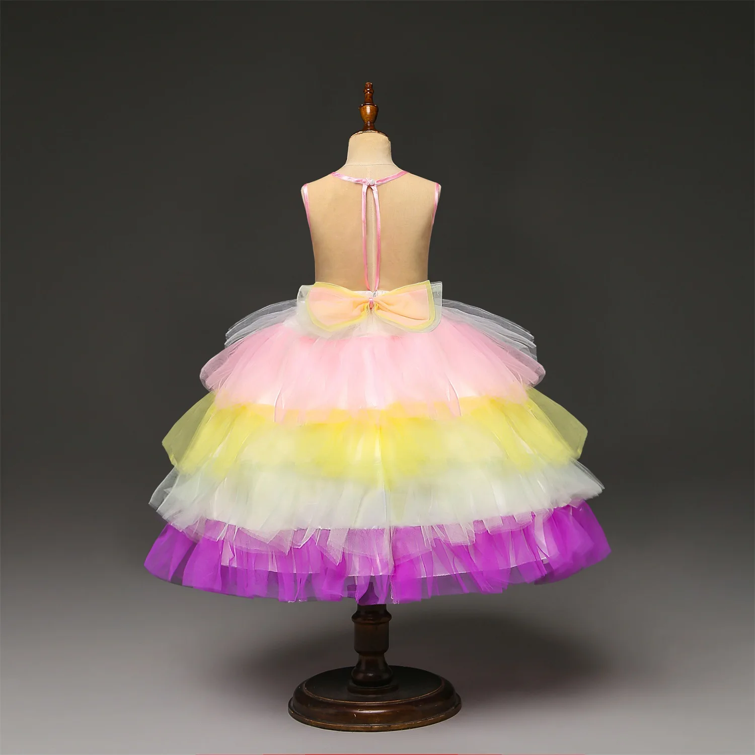Новое платье с единорогом для девочек детский летний костюм принцессы Детские платья без рукавов с рисунком для дня рождения для девочек от 3 до 10 лет