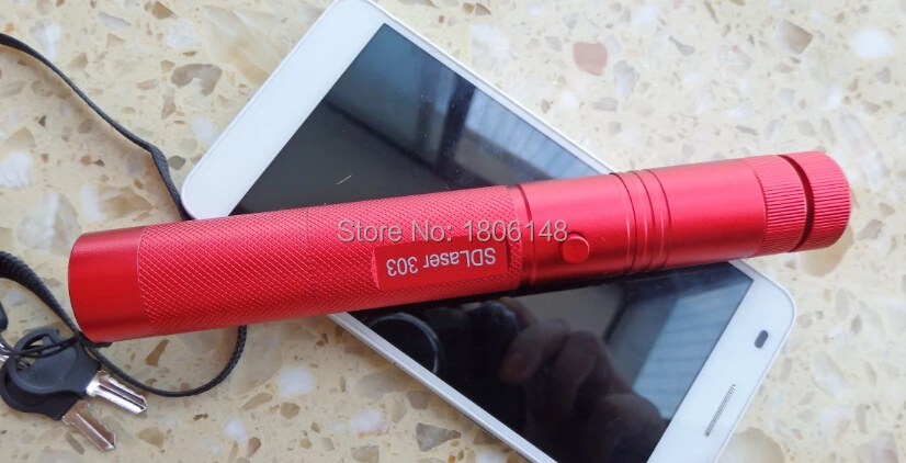 

2019 Red shell NEW Powerful Green laser pointer 80000m 80w High power 532nm Focusable Burning match,pop balloon,SD laser 303
