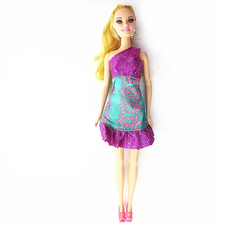 selling barbies