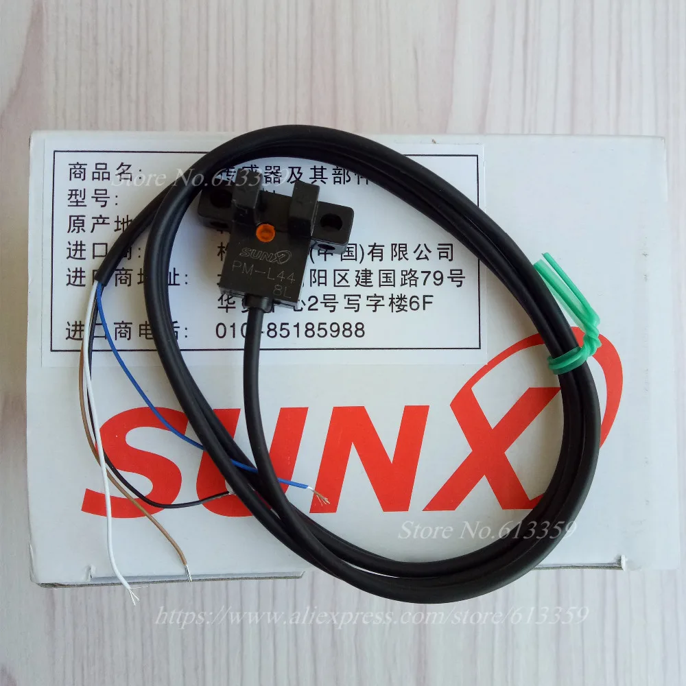 1PCS PM-T44P Panasonic SUNX Photoelectric switch sensor New 