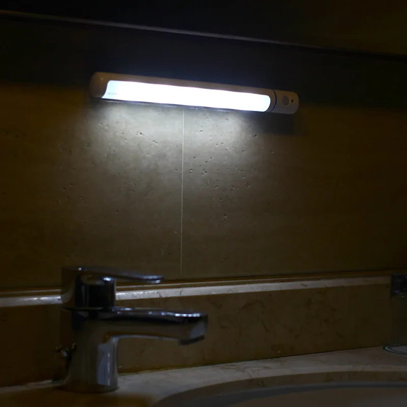 3083881021_923048354