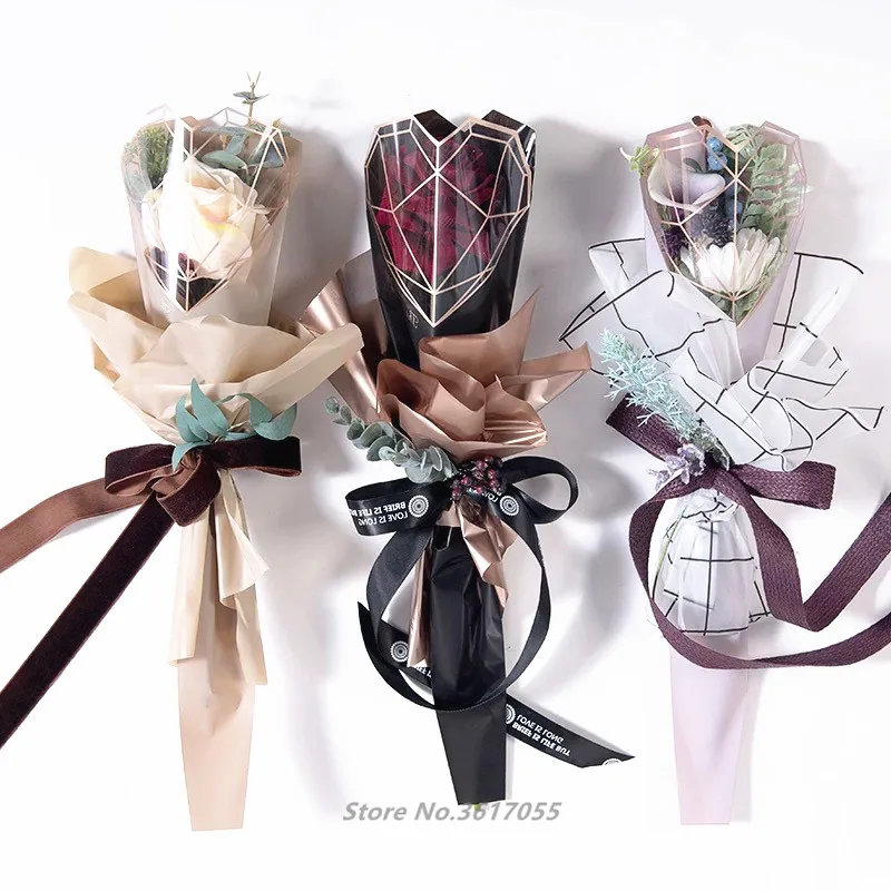 Красивая упаковка 1 розы. Красиво упаковать палантин в подарок. Как упаковать палантин в подарок. Шарф в подарочной упаковке. Подарочная коробка для платка.