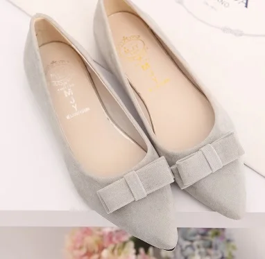 grey bow