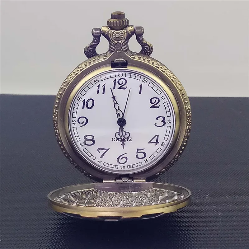 Vintage Men s Watch Bronze Steampunk Quartz Pocket Watches Classic Pendant Fob Pocket with Chains Clock 2