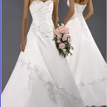 ТРАПЕЦИЕВИДНОЕ милое атласное свадебное платье с аппликацией