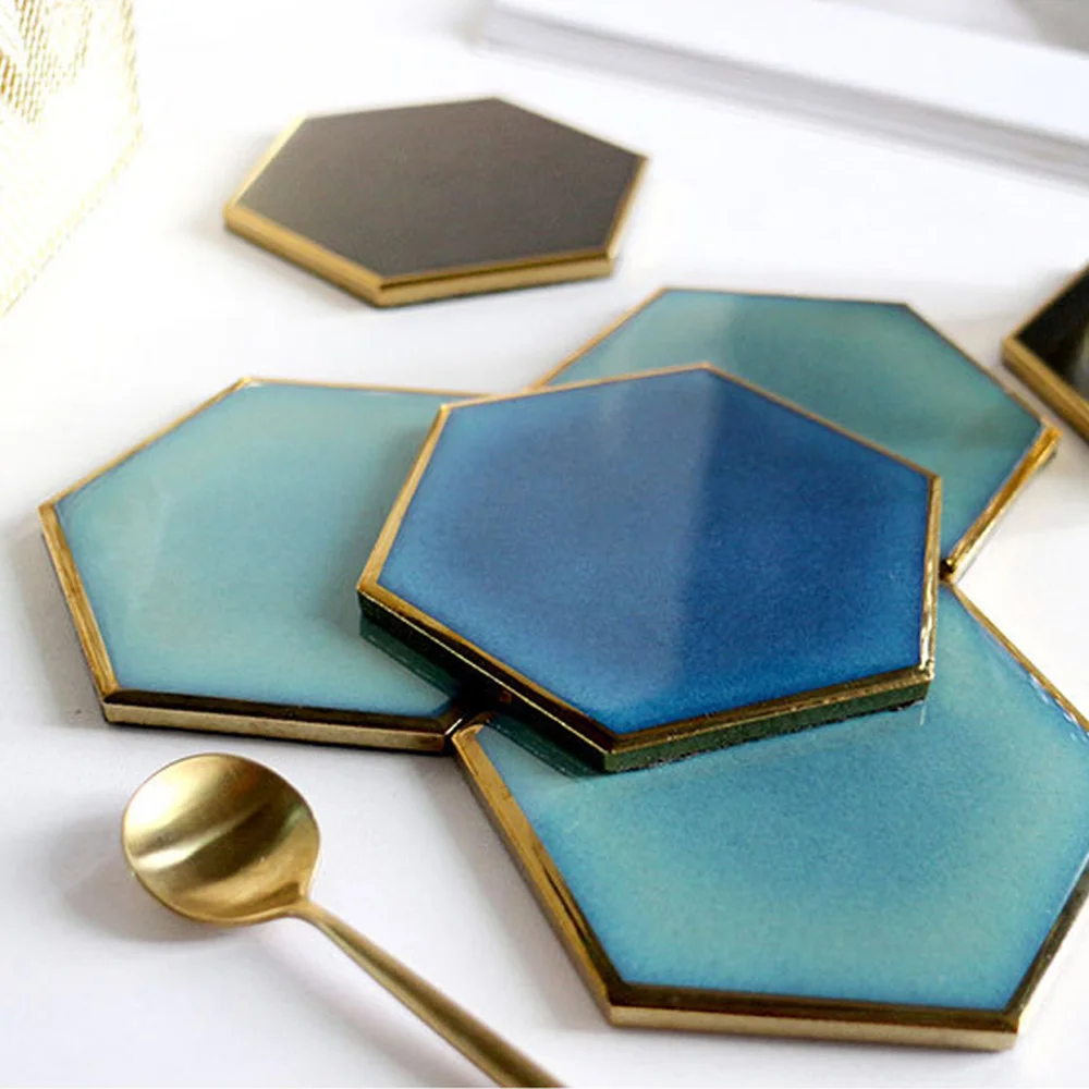 

1 PC Nordic Hexagon Gold-plated Ceramic Placemat Heat Insulation Coaster Porcelain Mats Pads Table Decoration