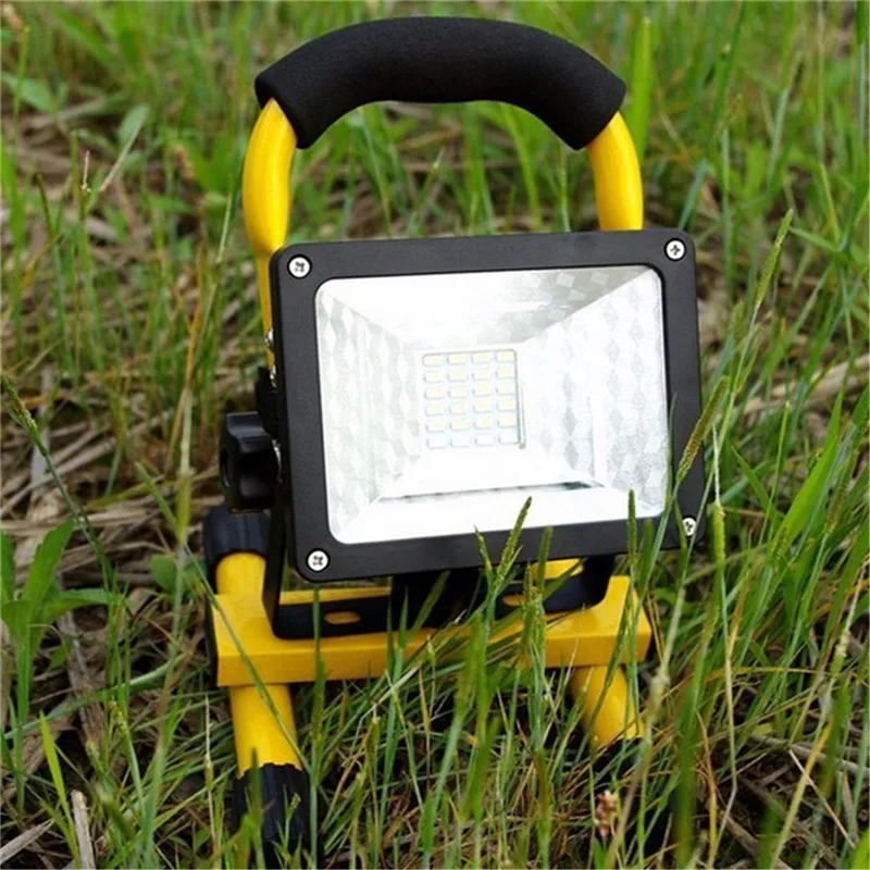 

CHENGYILT Portable Lanterns Rechargeable 30W Flood Light Portable Outdoor Waterproof IP65 Emergency Lamp Work Light