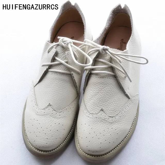 

HUIFENGAZURRCS-New coming European College style retro flat shoes, round lace leather shoes, female carved leather Oxford shoes