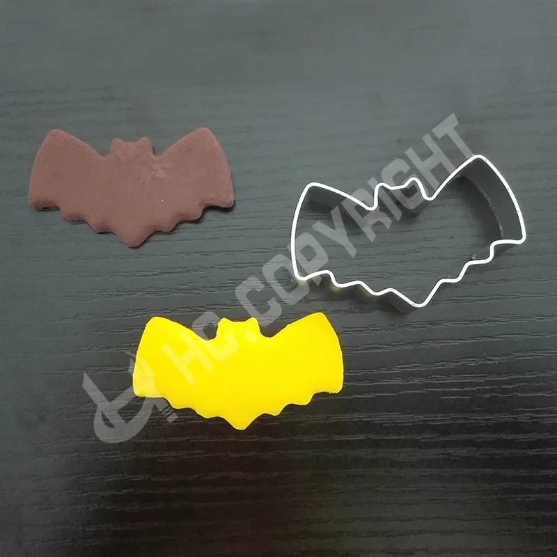 

1pc Bat Shape Metal Cookie Biscuit Cutter Fondant Cake Decorating Tools Sugarcraft Pastry Moulds Baking DIY Bakeware