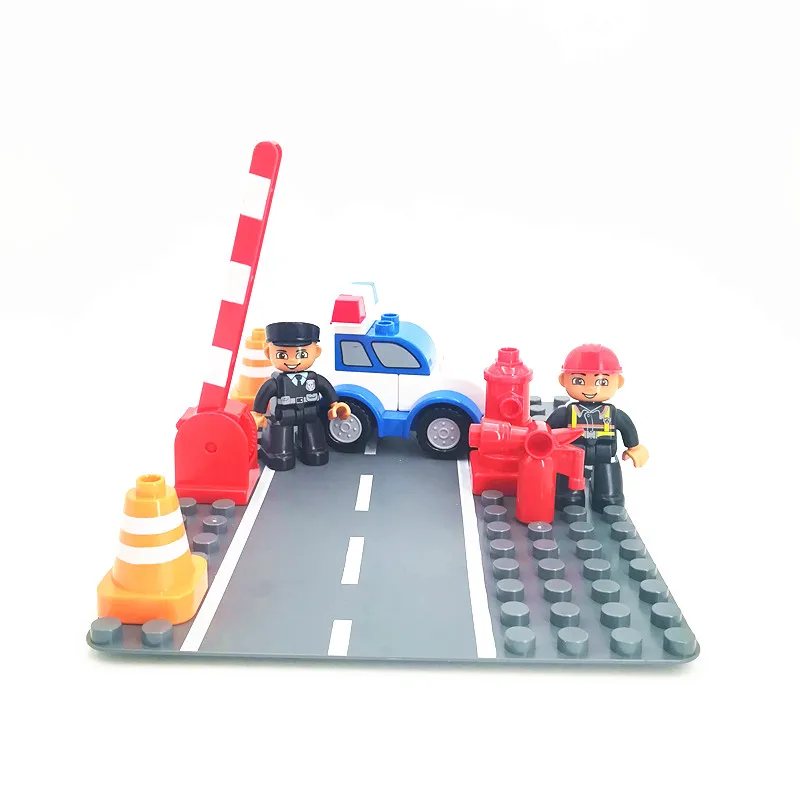 

Diy Building Blocks Accessory Baby Assembling Toys For Children Car Figures Fireman fire hydra Compatible with Duploed Bricks