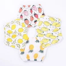 Коллекция года, летние хлопковые короткие штаны с принтом для маленьких девочек, Мягкие штаны-шаровары с фруктами для маленьких детей, детские популярные штаны, одежда