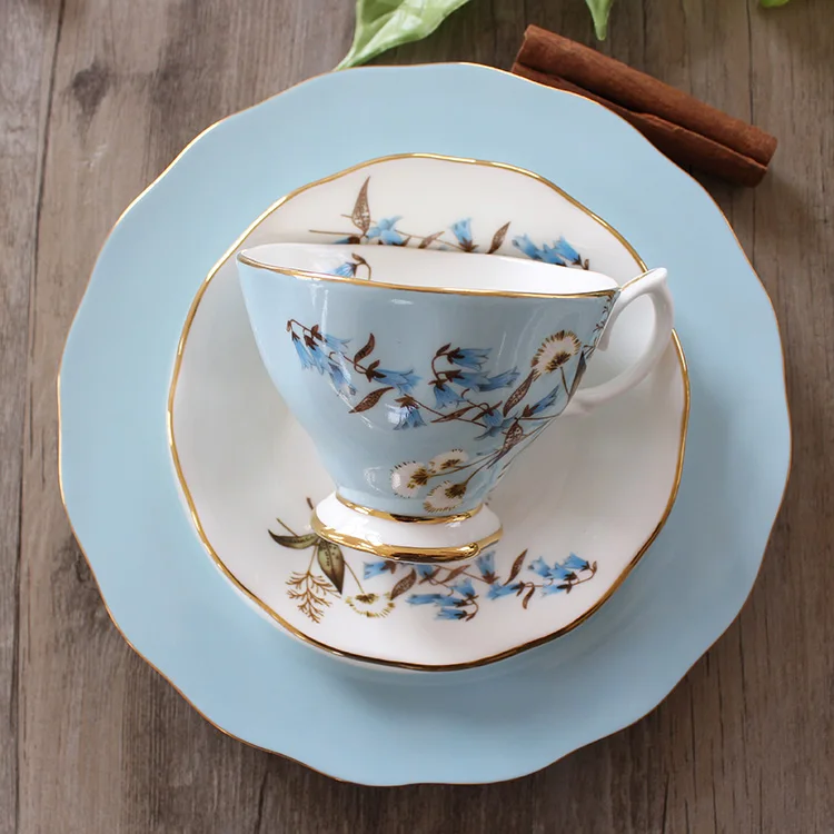 

English afternoon tea bone china tea set ceramic coffee cup and saucer upscale dessert tray Parure