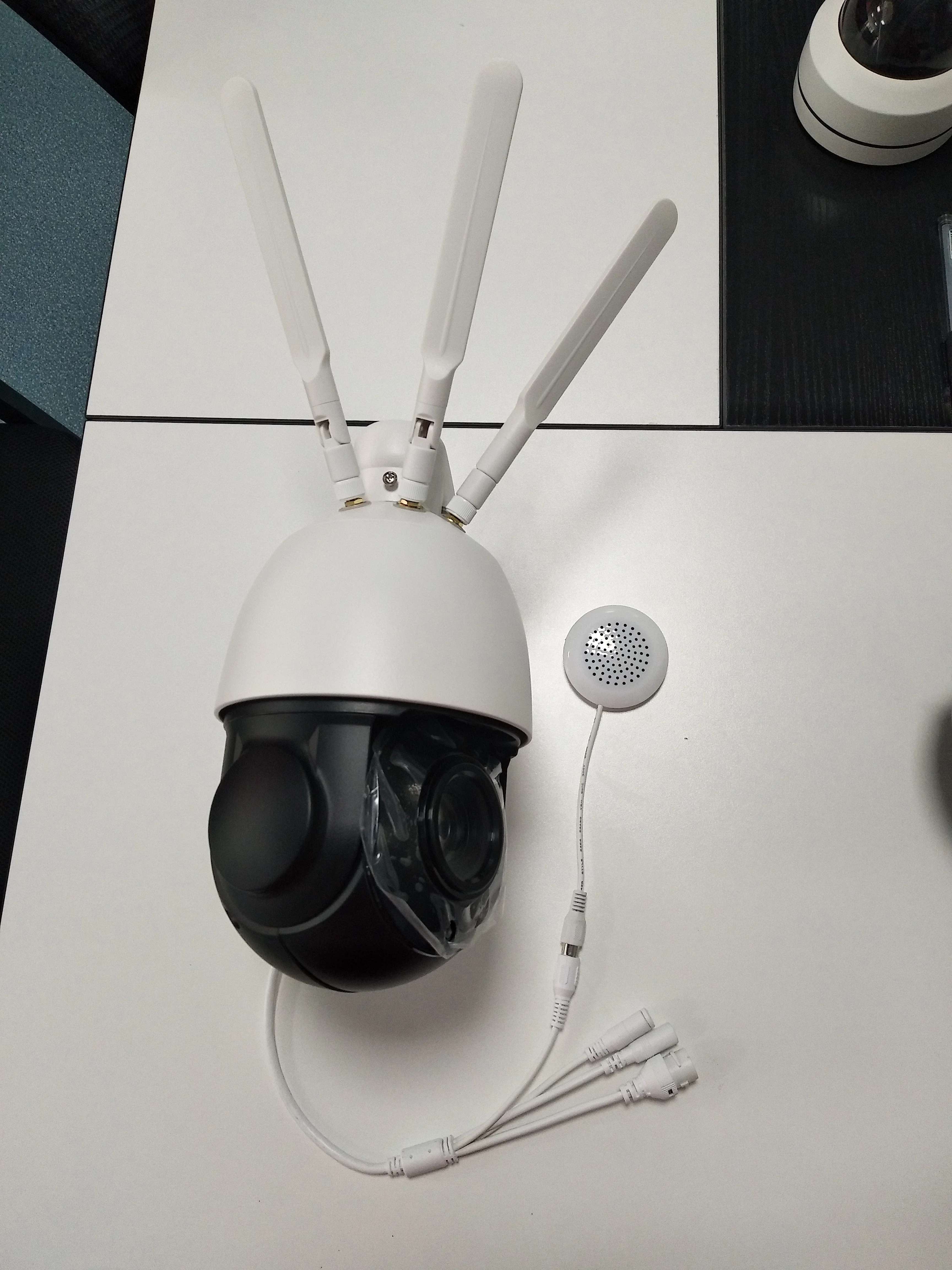 Купольная камера 2MP 1080P 4G Network Wireless Intercom 4X Zoom PTZ|Камеры видеонаблюдения| |