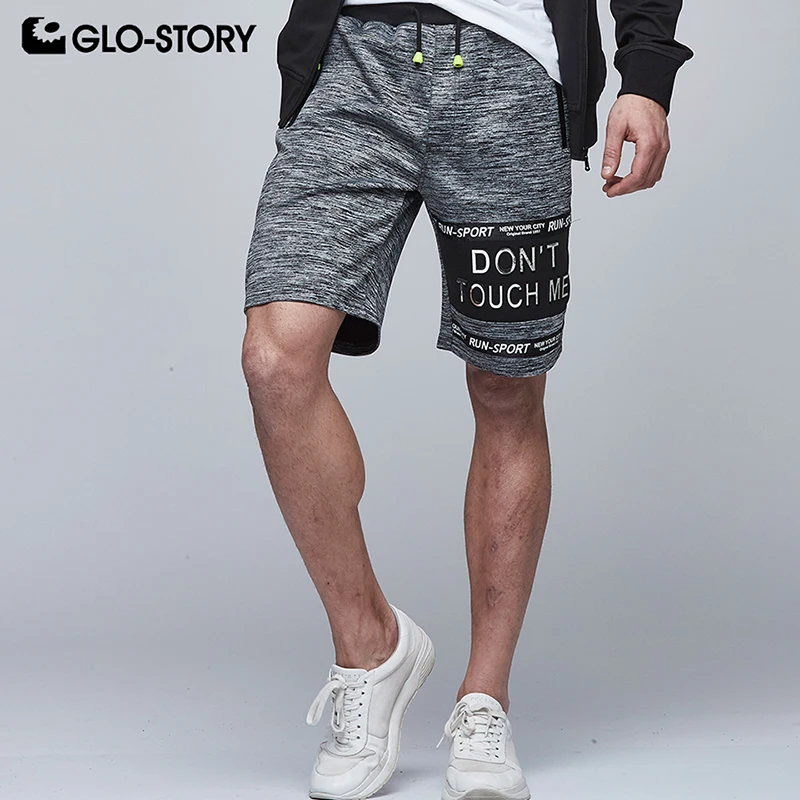 GLO STORY мужские мягкие трикотажные шорты средней длины с рельефным принтом Homme 2018