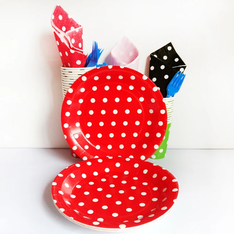 Wholesale 300pcs 7'' Birthday Party Polka Dot Paper Plates Bulk Round
