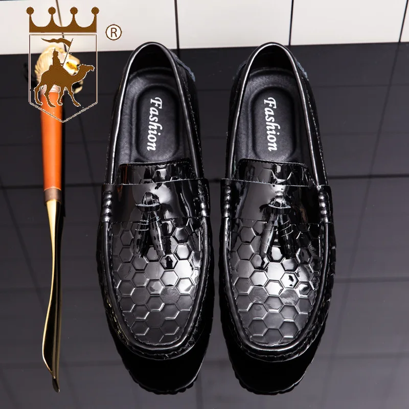 

BACKCAMEL2019 Spring New Fashion Men's Leather Peas Shoes New Tassel Patent Leather Wild Rubber Bottom Wear-resistant Anti-slip