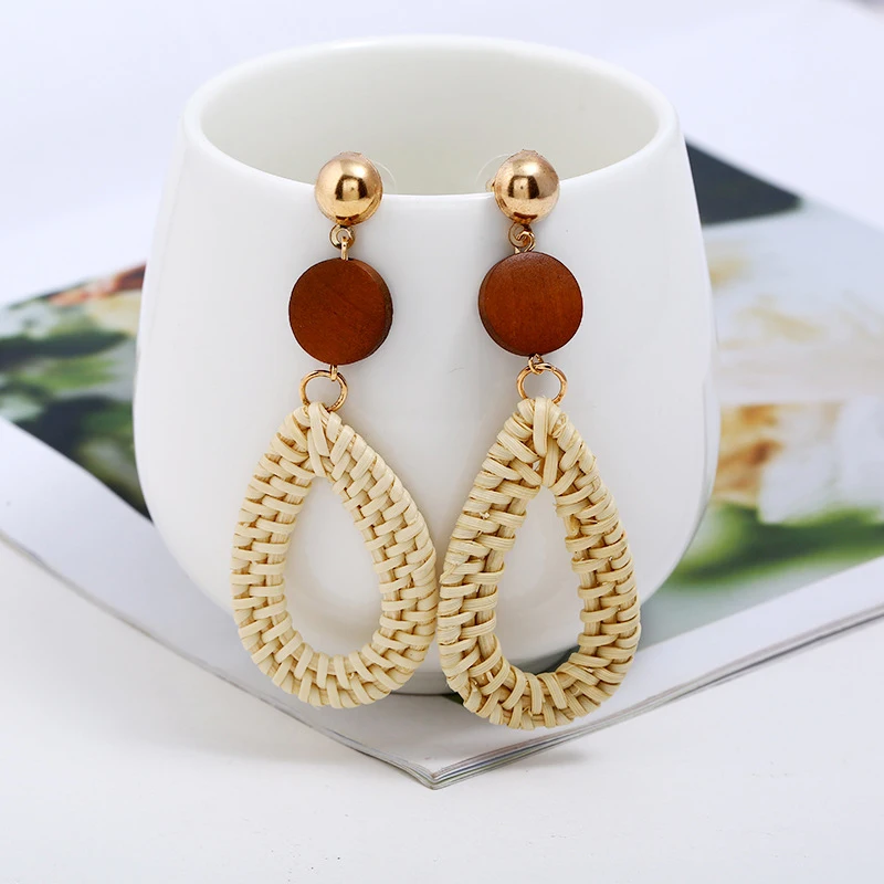 

Retro Geometric Long Rattan Ladies Earrings Exaggerated Big Earrings Dangle Rattan Straw Weave Earrings Gift Costume Jewelry