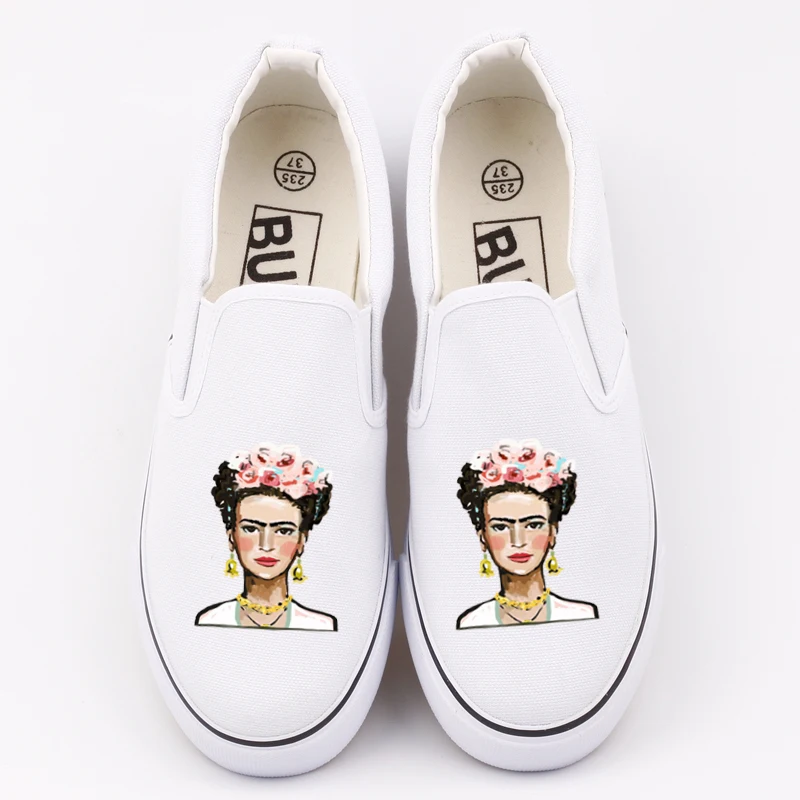 

2018 Women Canvas Shoes Fashion Solid Color Women Vulcanized Shoes Casual White Couple Shoes Woman Frida Kahlo Artist Loafers