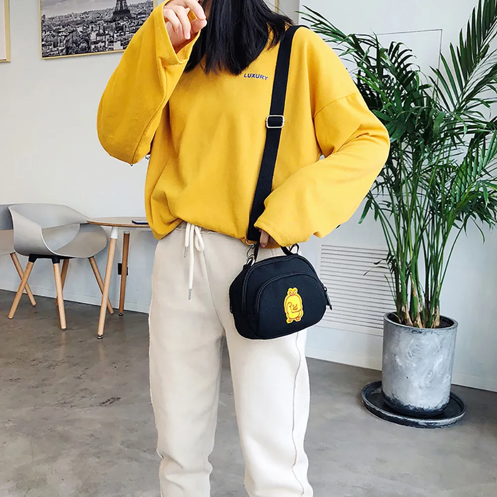 

Women Wild Canvas Smalle Yellow Duck Shoulder Bag Ladies Cute Mini Messenger Bag Girls Female Versatile Shoulder Bag Coin Purse