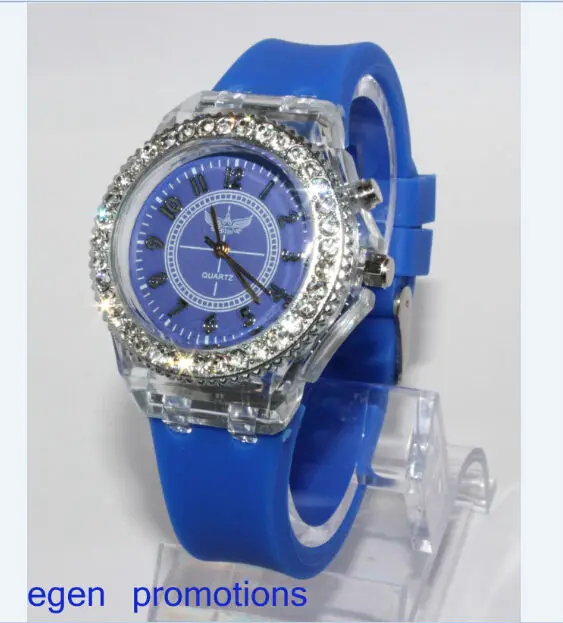 women's aviation analog dial silicone rubber quartz watch with crystalls flash led light sport wrist band watches EG-LQ301 | Наручные