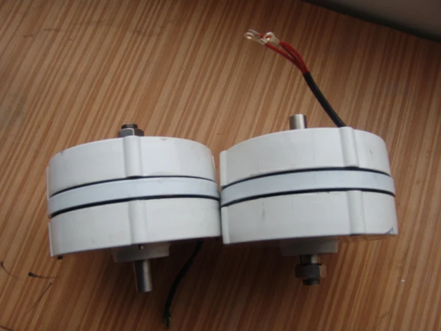 Factory price 300w wind turbine/permanent magnet generator made in China 