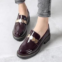 Популярная женская обувь; осенние женские туфли-оксфорды из лакированной кожи; обувь на плоской подошве; женские лоферы с блестками на плоской подошве; zapatos mujer; sy274